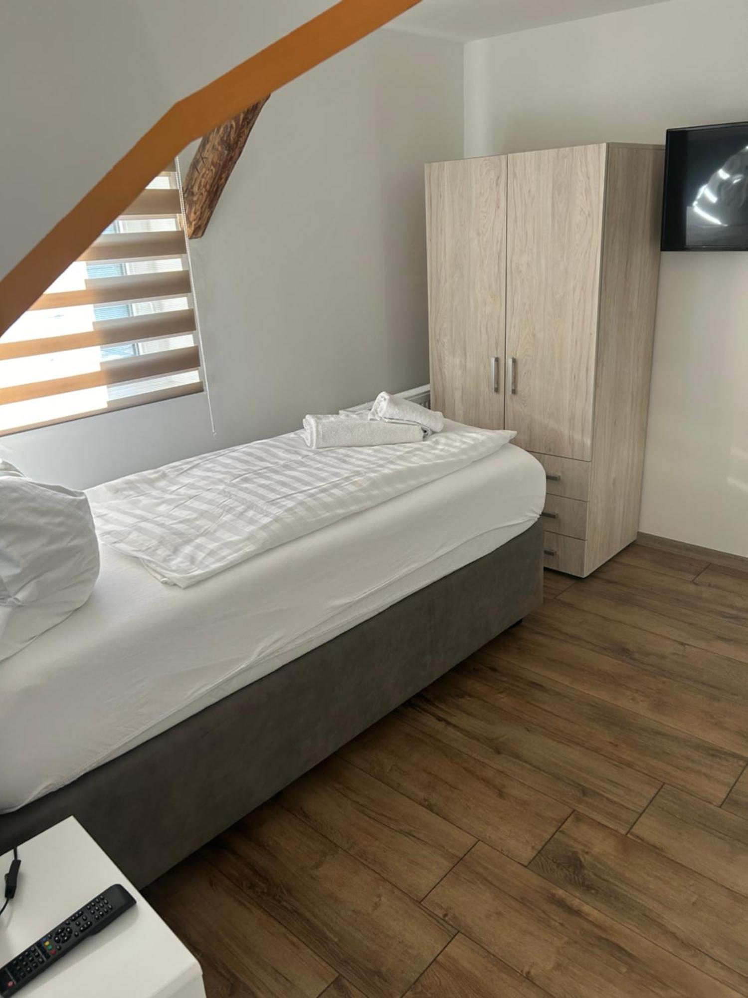 Hotel Gaststaette Puetz Siegen Esterno foto