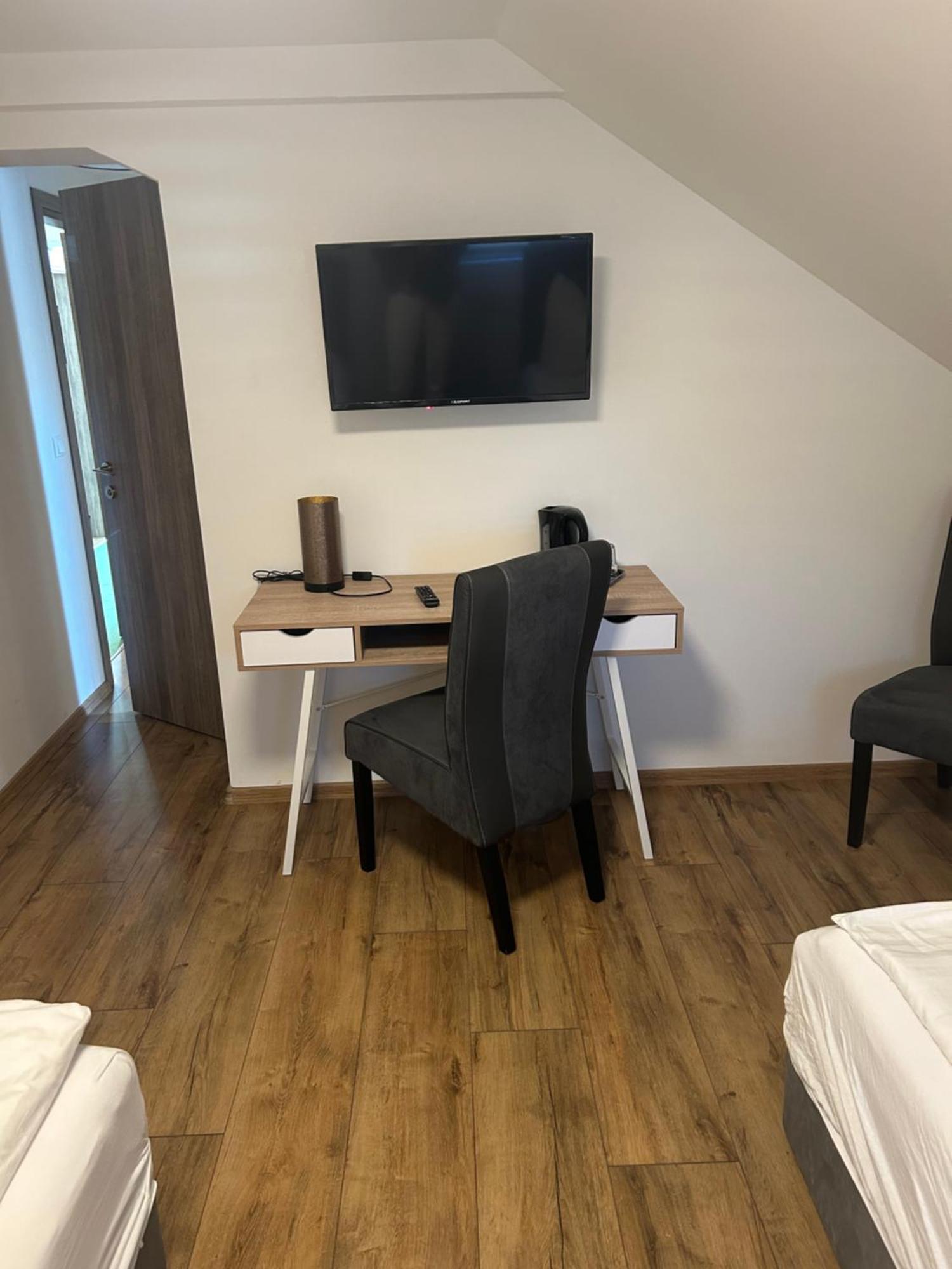Hotel Gaststaette Puetz Siegen Esterno foto