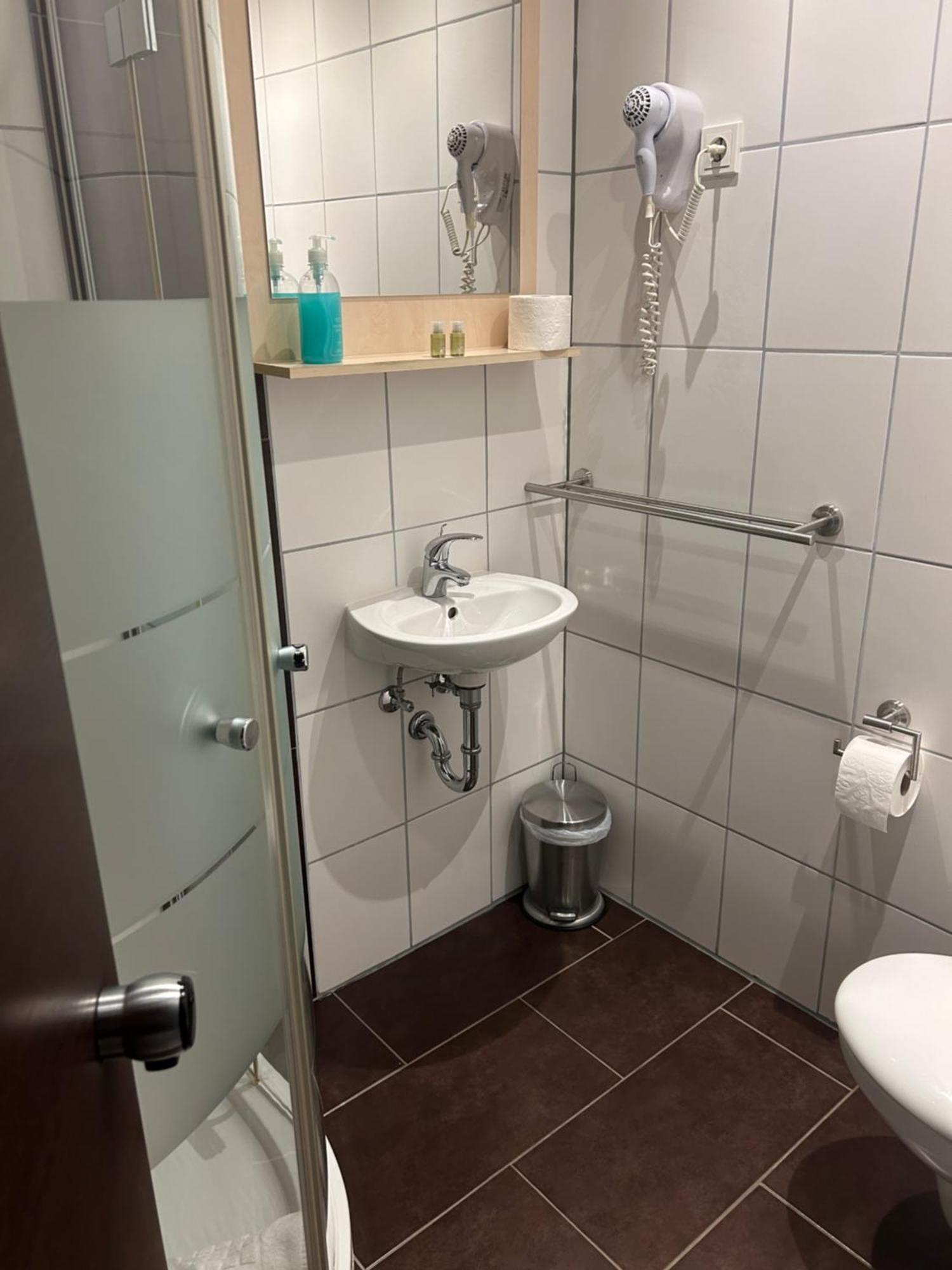 Hotel Gaststaette Puetz Siegen Esterno foto