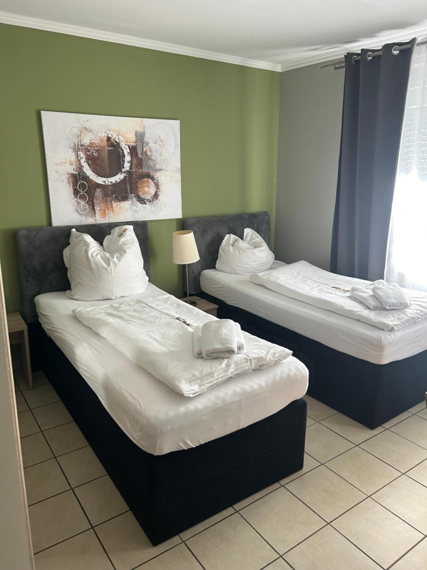 Hotel Gaststaette Puetz Siegen Esterno foto